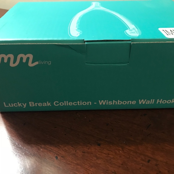 Lucky Break Collection Wishbone Wall Jewelry Holde - Picture 2 of 5